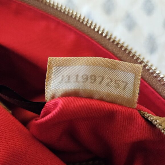 Dooney & Bourke Pebble Leather Shoulder Bag Powder Blue Saddle Trim NWOT R264 - Picture 4 of 16